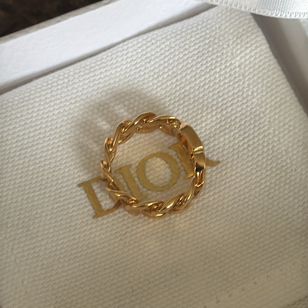 Dior Gold Chain Link 'CD' Logo Ring - Picture 6 of 7